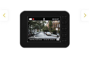 Автомобильный видеорегистратор R250 DUAL NV (2 фото из 5)
