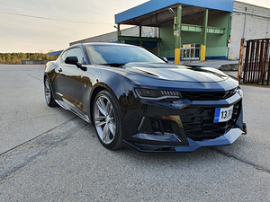 Chevrolet Camaro RS 2017 (2 foto / 15)