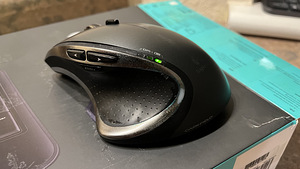 Комплект Logitech Performance MX 900 (5 фото из 7)