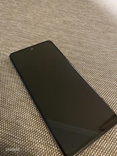 Samsung A51 + 3 чехлa (фото #4)