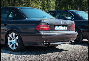 Müüa BMW E38 (7 foto / 10)