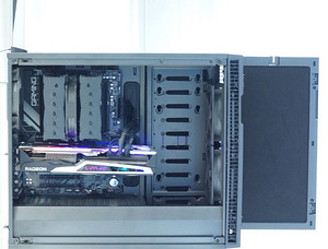 Ryzen 7 7800X3D + RX 6900 XT (5 foto / 5)