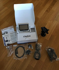 GPS-навигатор Clarion (3 фото из 3)