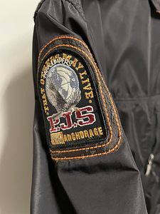 Куртка Parajumpers, оригинал. (2 фото из 6)