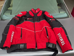 YAMAHA jope, unisex (1 foto / 7)