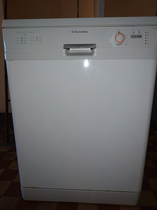 Посудомоечная машина Electrolux (2 фото из 2)
