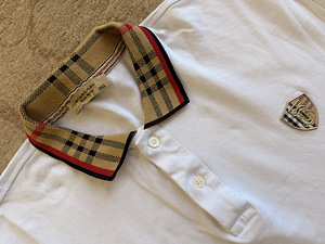 Burberry (1 foto / 3)