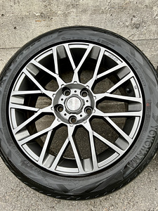 Momo revenge R17 (3 foto / 6)