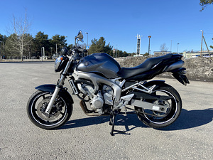 Yamaha FZ-6 (3 foto / 5)
