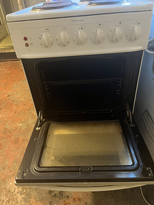 Electrolux Elektripliit ahjuga (3 foto / 3)