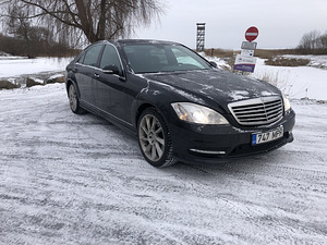 Mercedes-benz S320 4-matic Long (2 foto / 8)