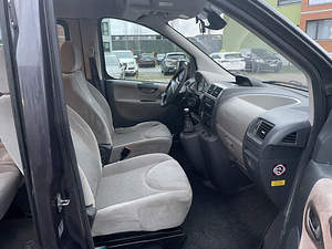 Прокат автомобилей Citroen Jumpy (10 фото из 10)