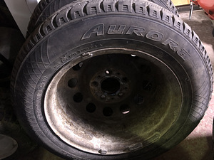 Naastrehvid velgedel 195/65 R15 2+2 (5 foto / 7)