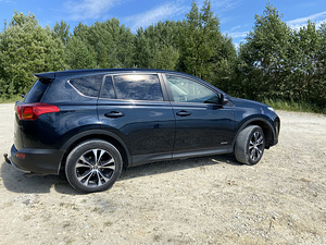 Toyota RAV4 (1 foto / 7)
