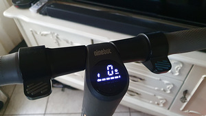 Elektritõukeratas Ninebot by SEGWAY, mudel ES4 (1 foto / 5)