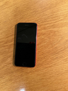 APPLE SE 2020 (2 фото из 2)