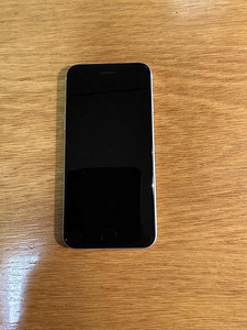 APPLE SE 2020 Valge 128KB (2 foto / 2)