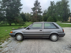 Nissan Sunny 1.7D 40kw (7 foto / 9)