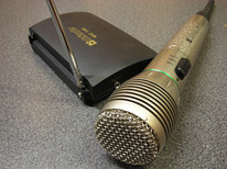 WIRELESS microphone