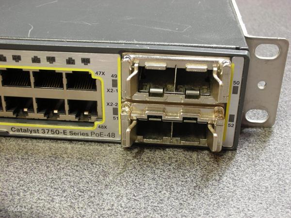 Cisco Catalyst 3750E-48PD-F Switch (foto #1)