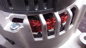 AUDI Generaator 14V- 140A ... UUS ! (6 foto / 8)