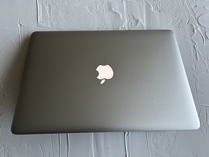 MacBook Pro 15" (1 фото из 9)