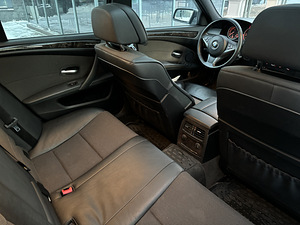 BMW 525d xdrive 2008a (12 foto / 15)