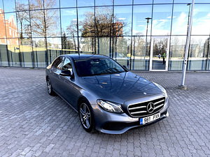 Mercedes-Benz E220 (3 foto / 15)