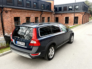 Volvo XC70 (4 фото из 15)
