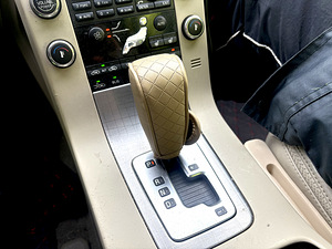 Volvo XC70 (13 фото из 15)