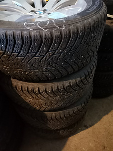 Veljed rehvidega BMW x3, BMW7 peal Kumm 245/50/R18RunFlat (2 foto / 3)