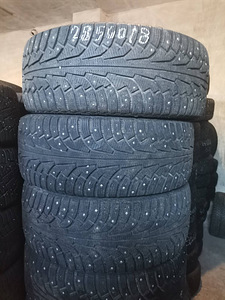Продам комплект зимней шипованной резины 285/60/R18 Nokian (1 фото из 1)