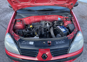 RENAULT CLIO TÜ 10.2024 / 1 OMANIK / AVARIIVABA (7 foto / 15)