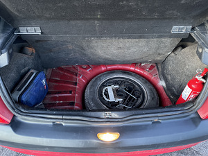 RENAULT CLIO TÜ 10.2024 / 1 OMANIK / AVARIIVABA (9 foto / 15)