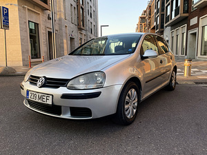 VOLKSWAGEN GOLF 5 / 1 OMANIK / ÜV 08.2025 (1 foto / 15)