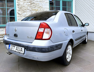 RENAULT THALIA / ROOSTEVABA / ÜV 02.2026 (3 foto / 15)