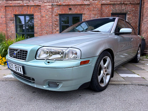 VOLVO S80 FACELIFT / AUTOMAAT / DIISEL 120kW / ÜV 05.2026 (2 foto / 15)