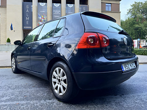 VOLKSWAGEN GOLF 5 / 2 OMANIKKU / ÜV 11.2025 (4 foto / 15)