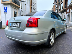 TOYOTA AVENSIS / AUTOMAAT / ÜV 03.2026 (3 foto / 15)