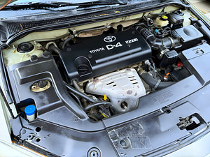 TOYOTA AVENSIS / AUTOMAAT / ÜV 03.2026 (6 foto / 15)