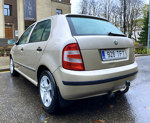 SKODA FABIA / AVARIIVABA / TÜV 10.2026 (4 foto / 15)