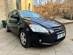 KIA CEED / AUTOMAAT / REG. MAKSTUD (2 foto / 15)