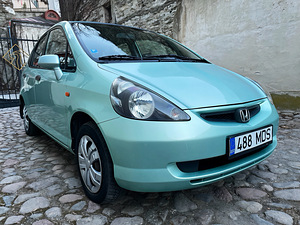 HONDA JAZZ / AUTOMAAT / AVARIIVABA / ÜV 10.2026 (2 foto / 15)