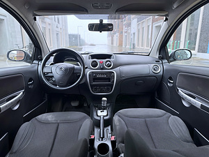 Citroen C2 / AUTOMAAT / ÜV 04.2027 / ROOSTEVABA (10 foto / 15)
