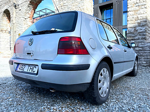 VOLKSWAGEN GOLF 4 / COMFORT / TÜV 04.2027 (3 foto / 15)