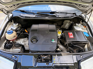 SKODA FABIA / COMFORT / TÜV 11.2026 (7 foto / 15)