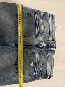 Guess джинсы s.26 (3 фото из 3)