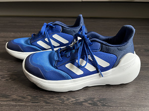 Adidas, размер 36 2/3 (3 фото из 6)