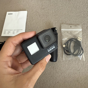 GoPro HERO7 Black + originaal GoPro Shorty (3 foto / 4)