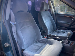 Autorent Volvo V40 (7 foto / 9)
